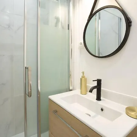 Renove Proche Du Sacre Coeur 4p Apartment *